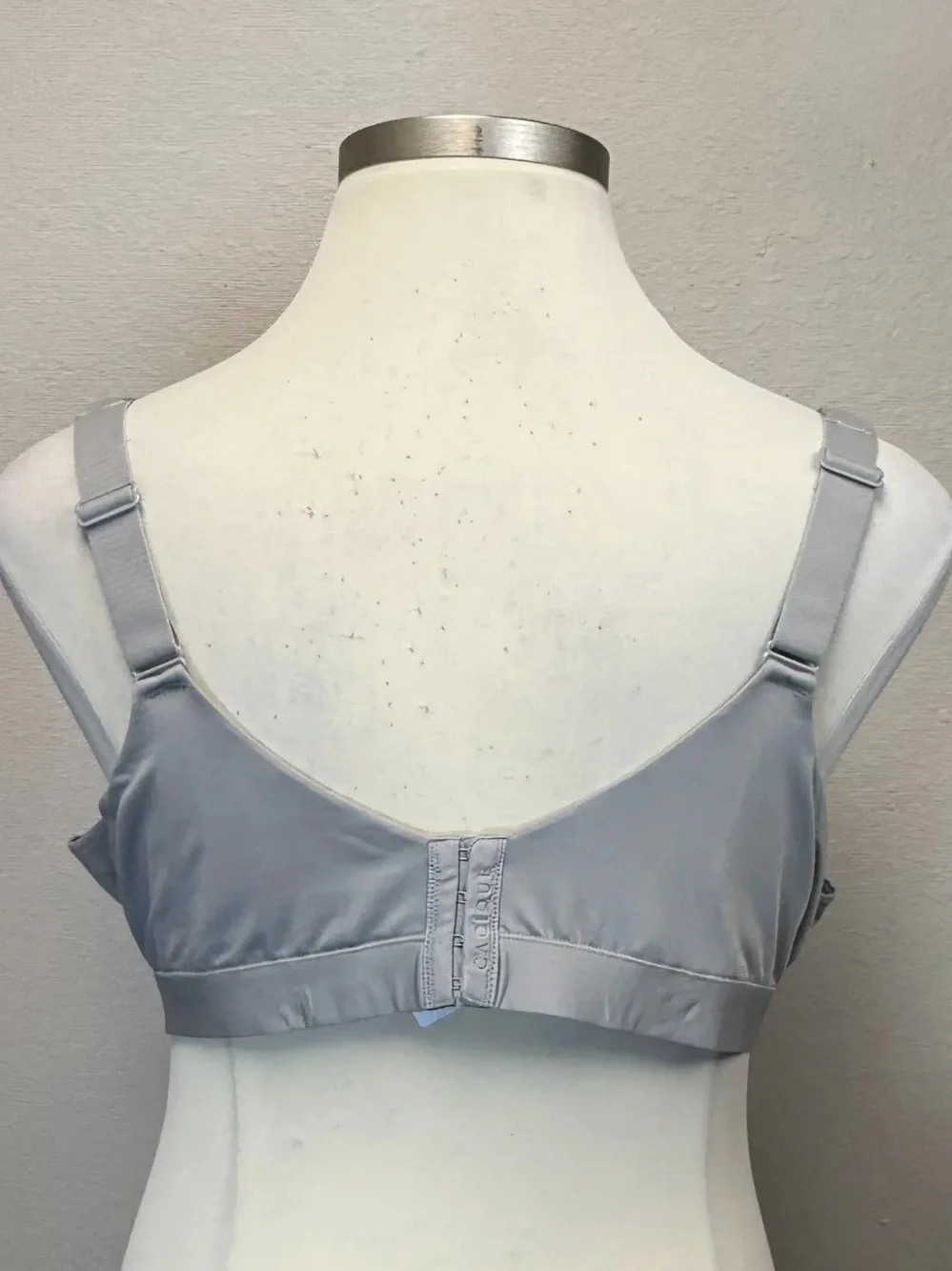Cacique Gray Lace Lightly Lined Full Coverage Bra - Size 52D